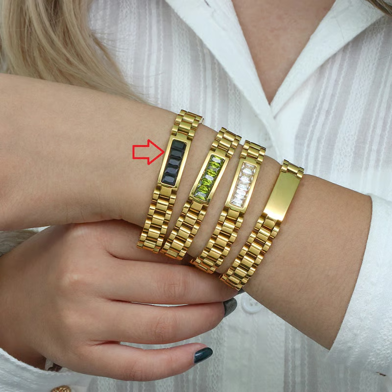 181 / Edelstahlarmband goldfarbig mit schwarz massiv