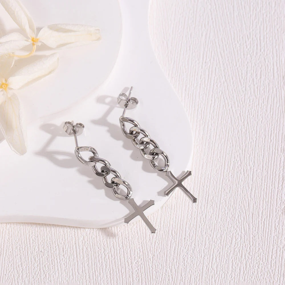 8 Edelstahl Ohrstecker Kreuz silber oder goldfarbig